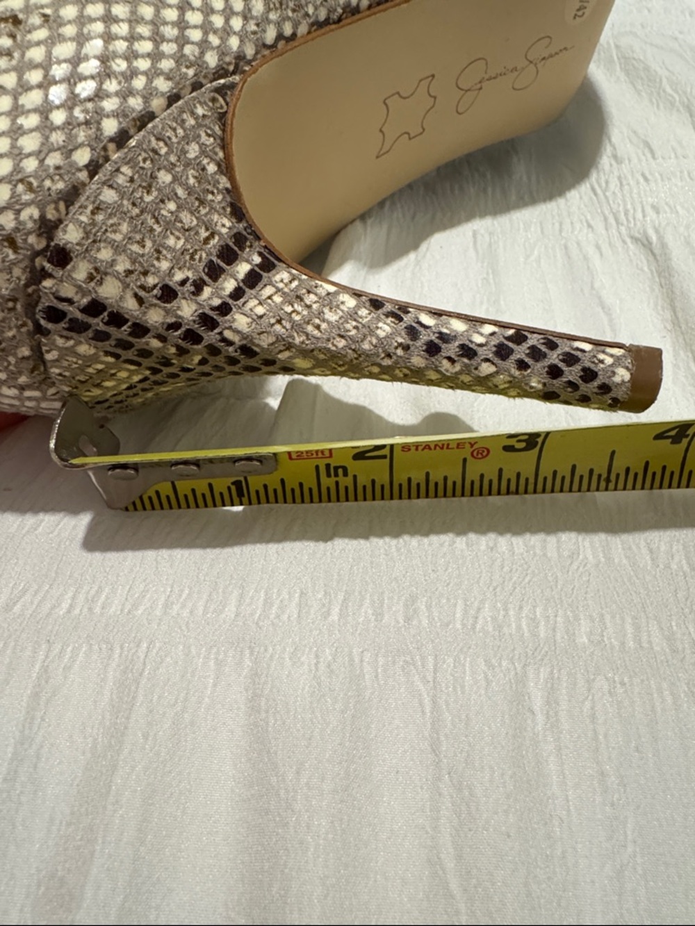 Jessica Simpson Snakeskin Pattern Women's Pumps - Picture 7 of 7